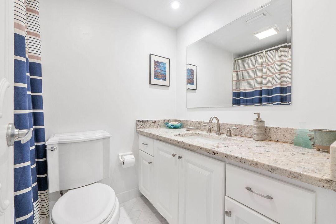 В аренду: $4,500 (2 спален, 2 ванн, 1201 Квадратных фут)