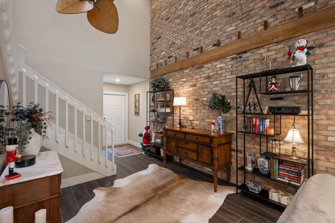 En Venta: $599,000 (3 camas, 2 baños, 1754 Pies cuadrados)