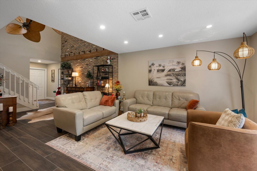 En Venta: $599,000 (3 camas, 2 baños, 1754 Pies cuadrados)