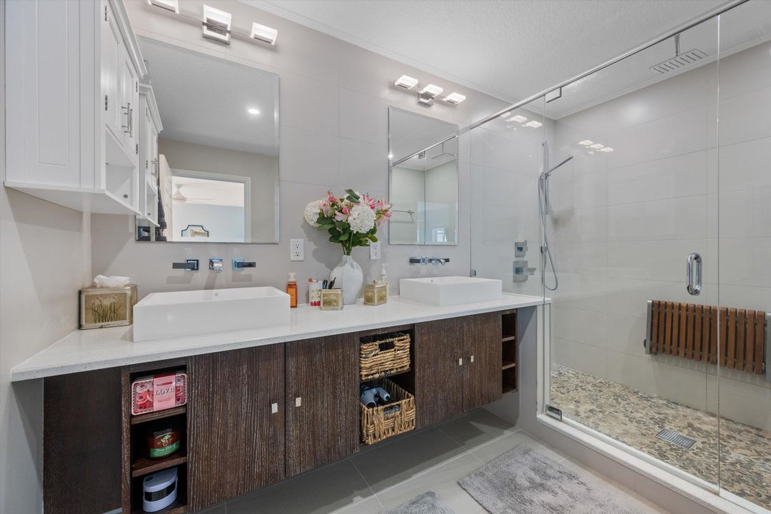 En Venta: $599,000 (3 camas, 2 baños, 1754 Pies cuadrados)