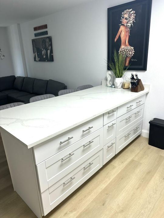 En Venta: $359,000 (1 camas, 1 baños, 785 Pies cuadrados)