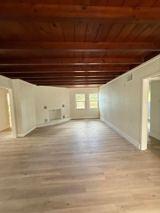 待售: $329,000 (3 贝兹, 2 浴室, 1532 平方英尺)