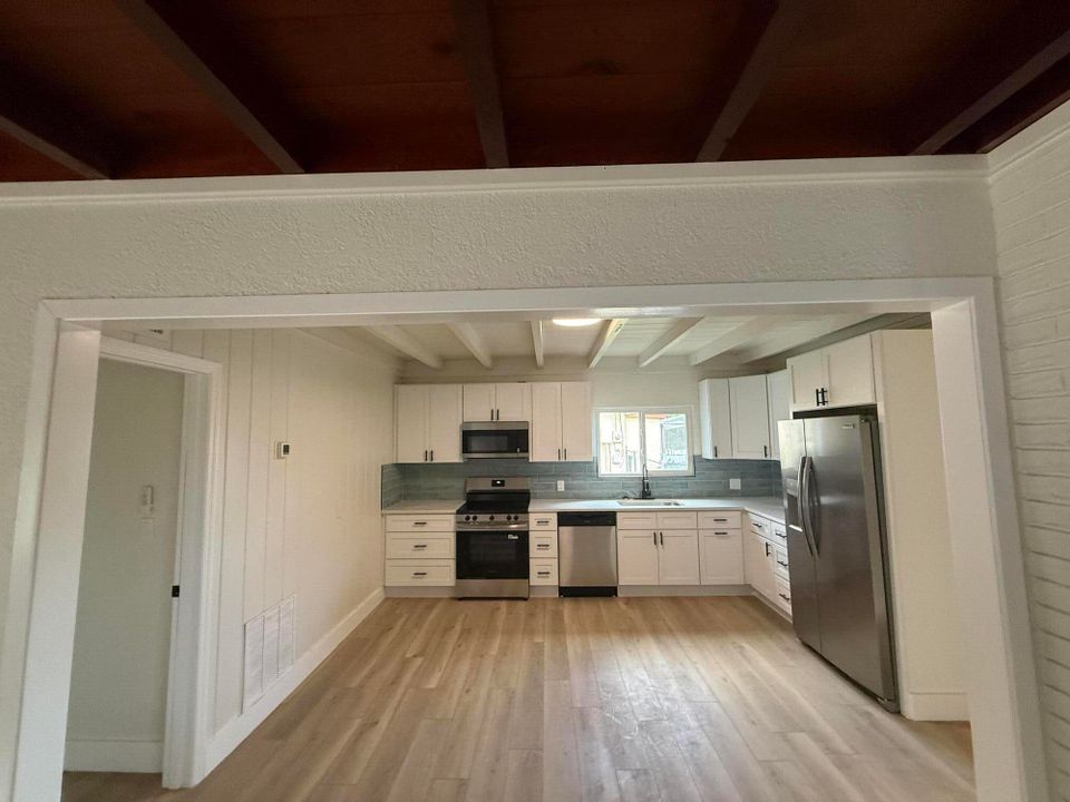 待售: $329,000 (3 贝兹, 2 浴室, 1532 平方英尺)