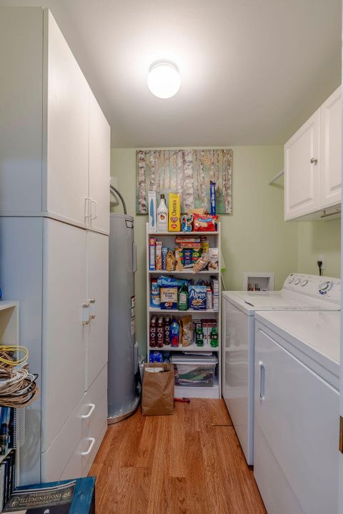 En Venta: $275,000 (2 camas, 2 baños, 1368 Pies cuadrados)