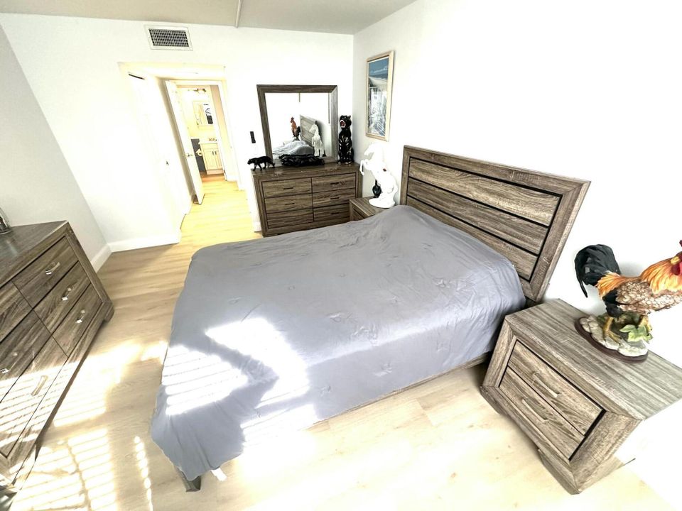 En Venta: $359,000 (1 camas, 1 baños, 785 Pies cuadrados)