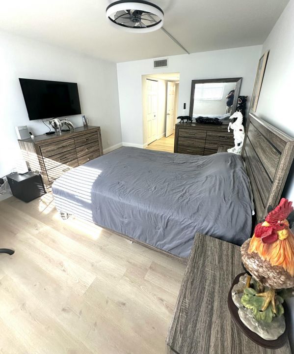 En Venta: $359,000 (1 camas, 1 baños, 785 Pies cuadrados)