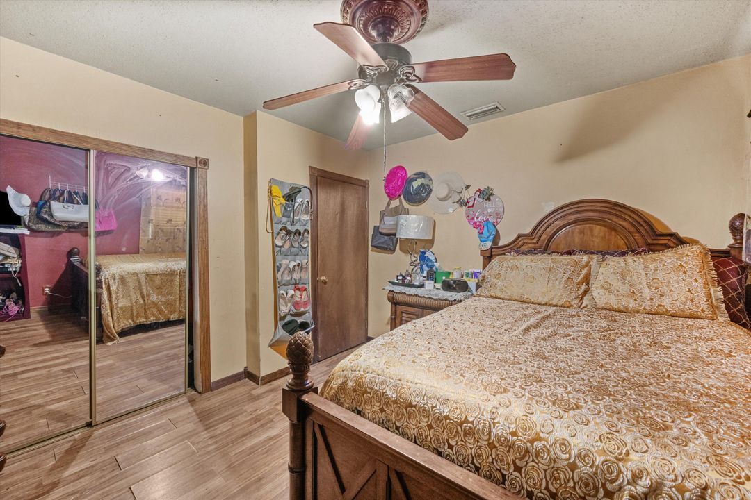 На продажу: $440,000 (3 спален, 1 ванн, 1399 Квадратных фут)