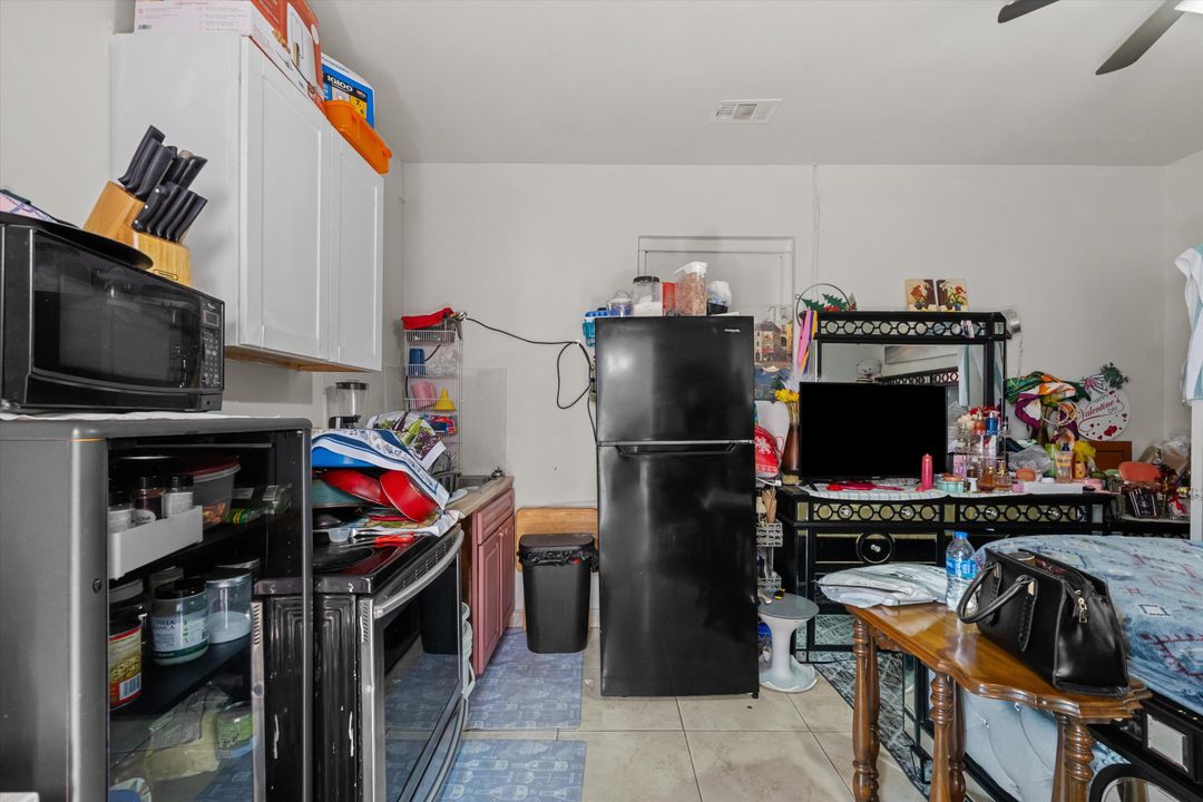 На продажу: $440,000 (3 спален, 1 ванн, 1399 Квадратных фут)