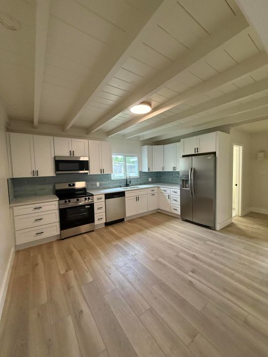 待售: $329,000 (3 贝兹, 2 浴室, 1532 平方英尺)