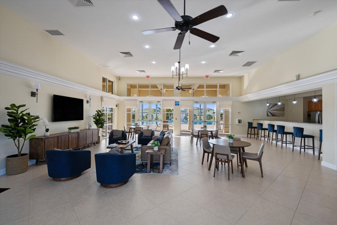 待售: $409,900 (3 贝兹, 3 浴室, 2210 平方英尺)