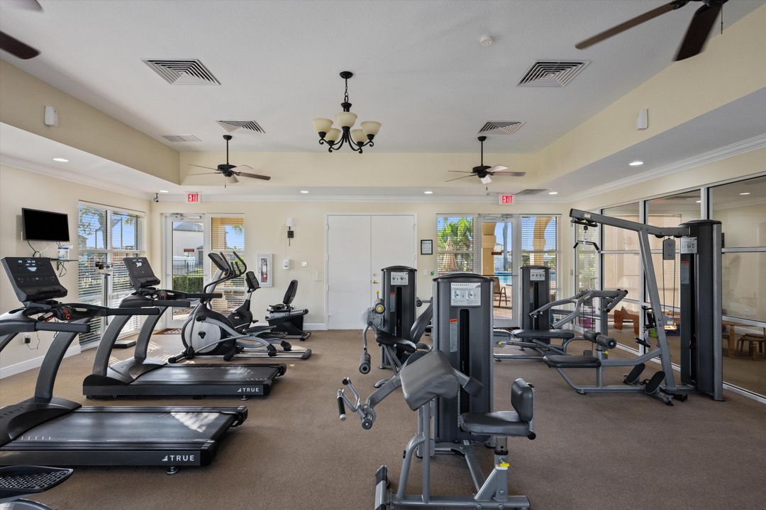 待售: $409,900 (3 贝兹, 3 浴室, 2210 平方英尺)