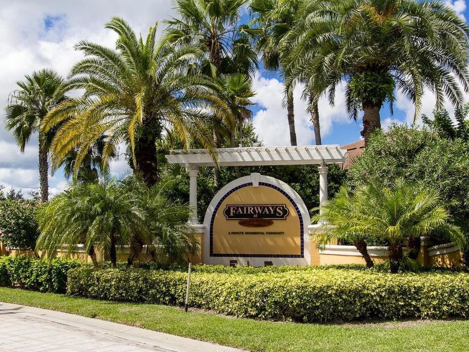 На продажу: $249,000 (2 спален, 2 ванн, 994 Квадратных фут)