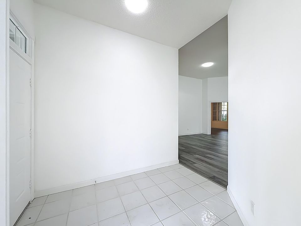 待售: $365,000 (3 贝兹, 2 浴室, 1849 平方英尺)