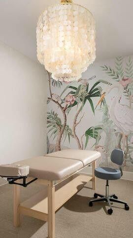 For Sale: $1,200,000 (3 beds, 2 baths, 2434 Square Feet)