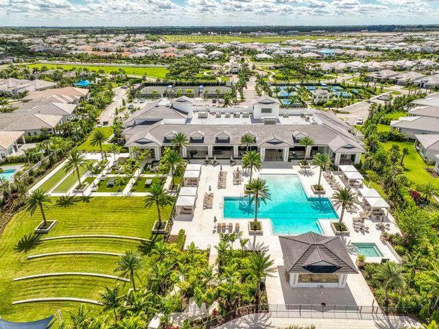 For Sale: $1,200,000 (3 beds, 2 baths, 2434 Square Feet)