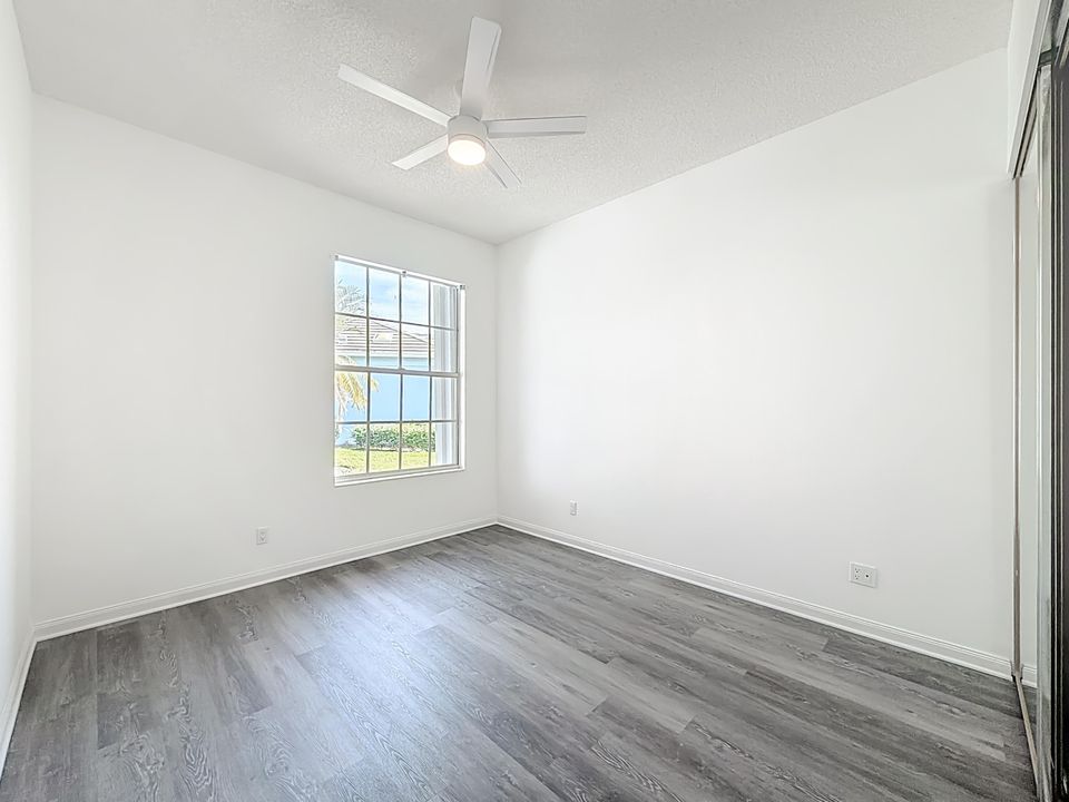 待售: $365,000 (3 贝兹, 2 浴室, 1849 平方英尺)