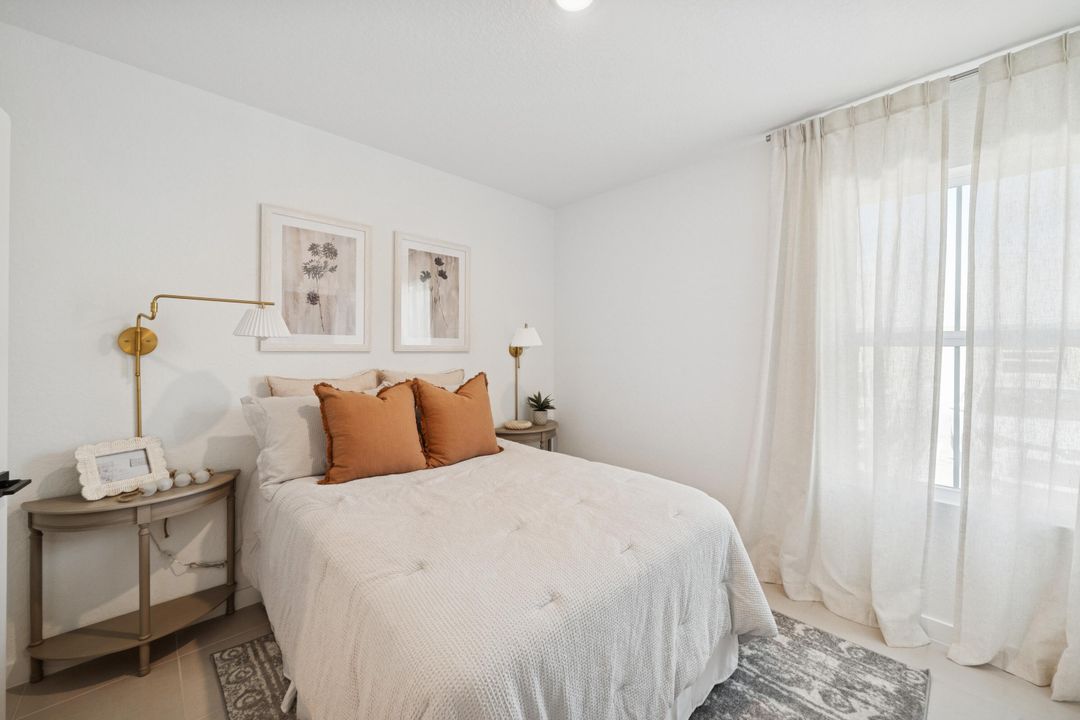 For Sale: $349,995 (4 beds, 3 baths, 1609 Square Feet)