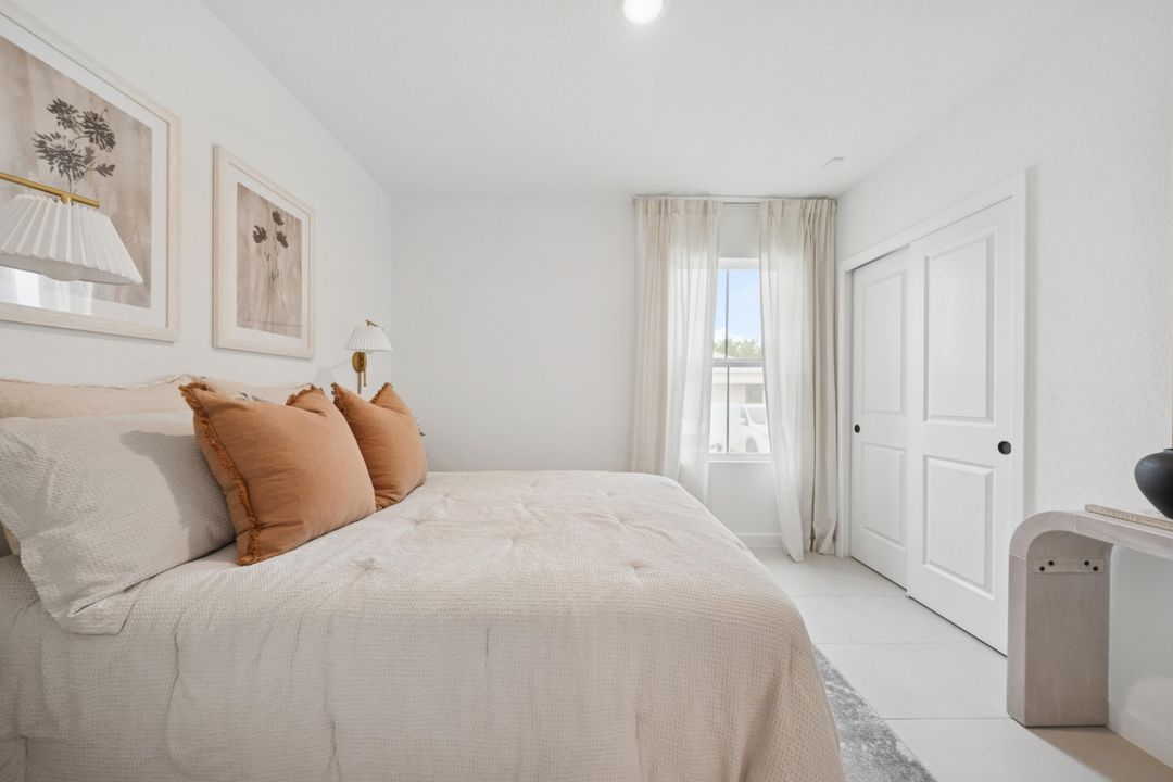 For Sale: $349,995 (4 beds, 3 baths, 1609 Square Feet)