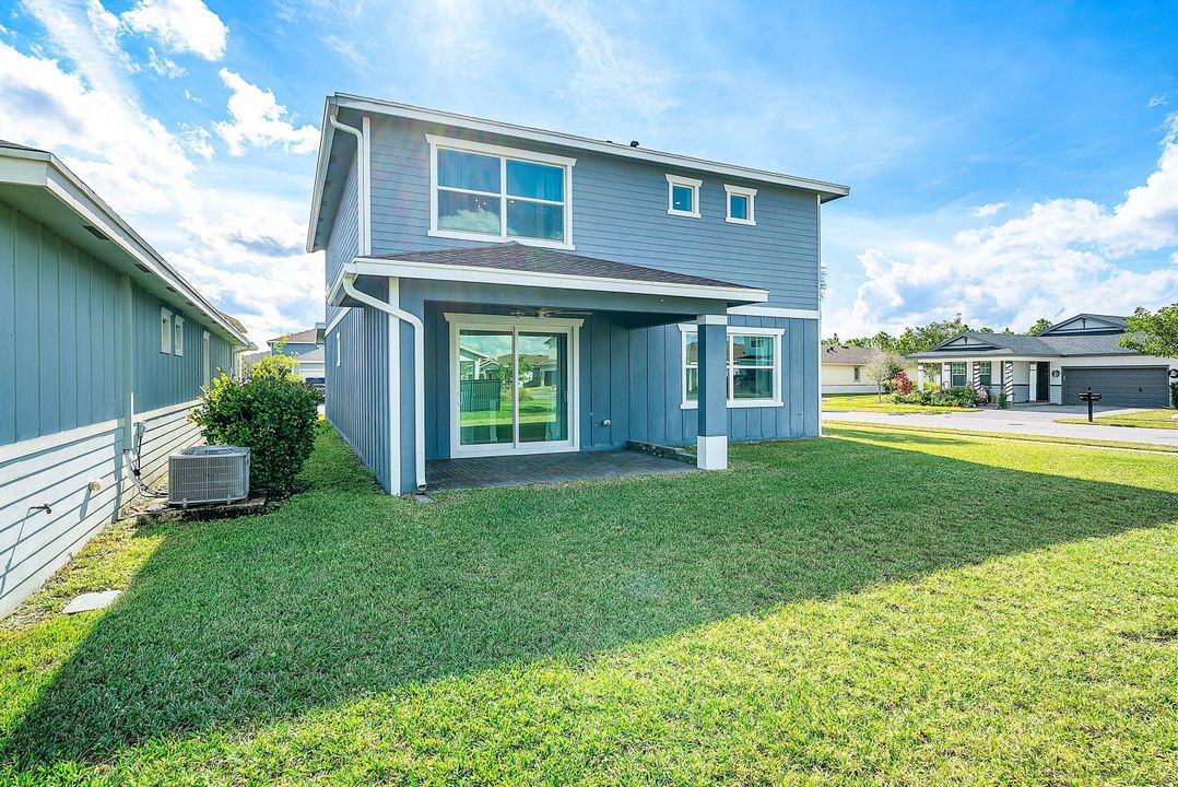 待售: $680,000 (4 贝兹, 3 浴室, 2401 平方英尺)