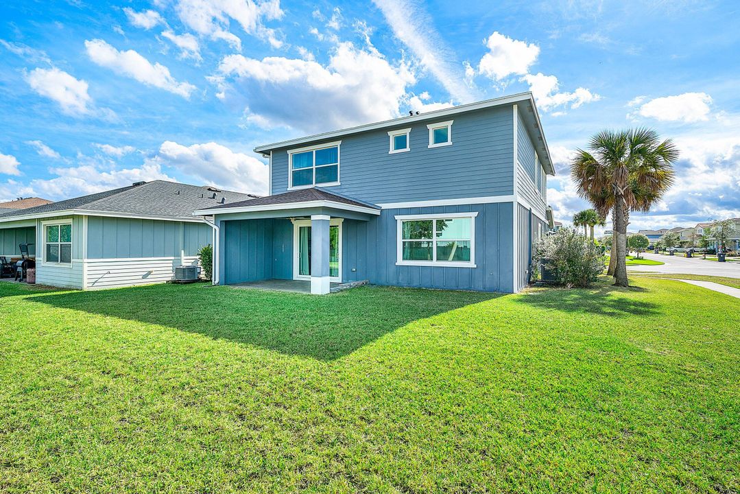 待售: $680,000 (4 贝兹, 3 浴室, 2401 平方英尺)