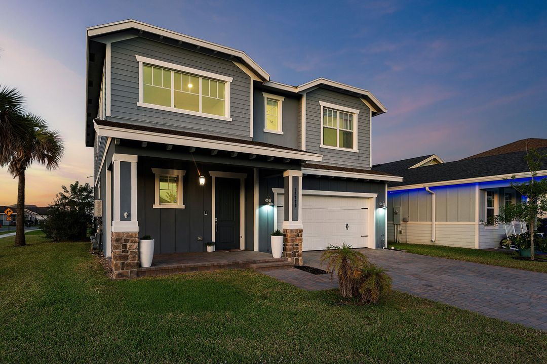 待售: $680,000 (4 贝兹, 3 浴室, 2401 平方英尺)