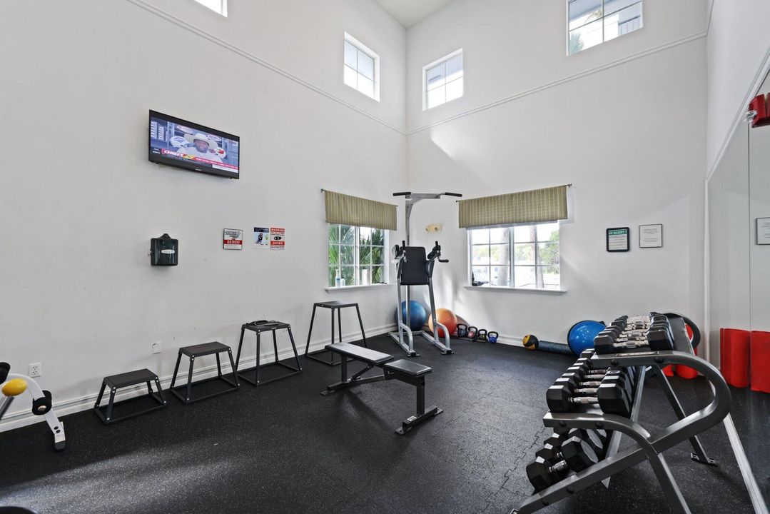 En Renta: $3,650 (2 camas, 2 baños, 1243 Pies cuadrados)