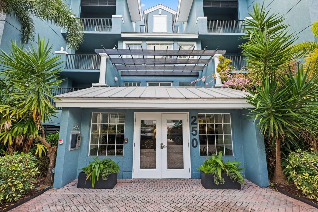 En Renta: $3,650 (2 camas, 2 baños, 1243 Pies cuadrados)