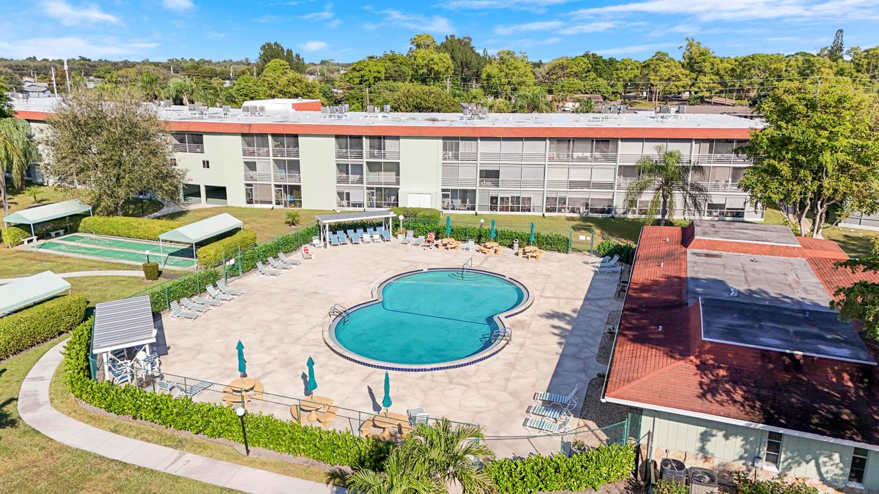 En Venta: $149,900 (2 camas, 1 baños, 865 Pies cuadrados)