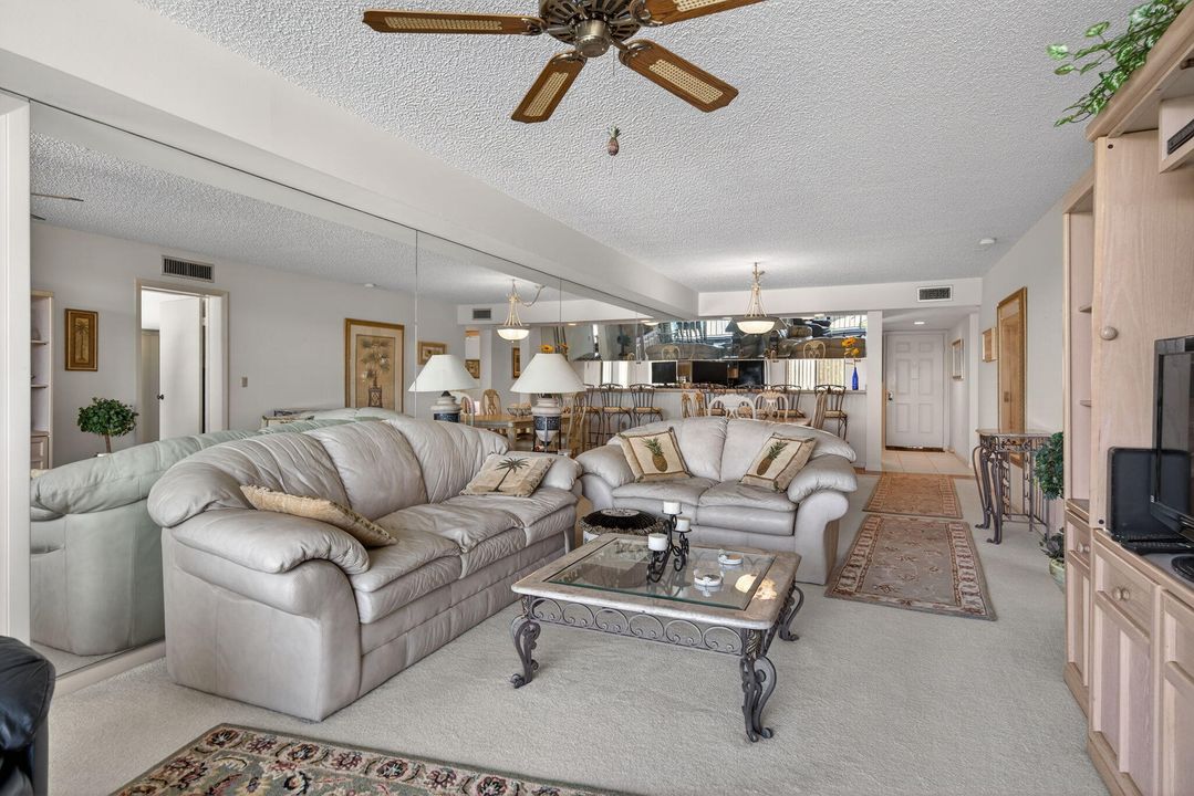 En Venta: $210,000 (2 camas, 2 baños, 1385 Pies cuadrados)