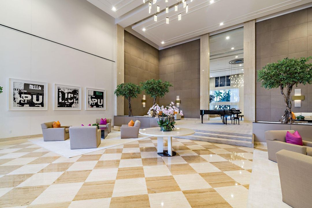 For Rent: $9,500 (2 beds, 2 baths, 1927 Square Feet)