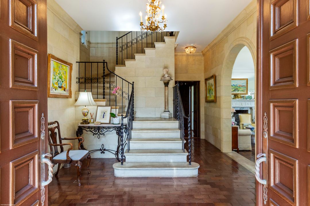 For Sale: $17,900,000 (4 beds, 3 baths, 3910 Square Feet)