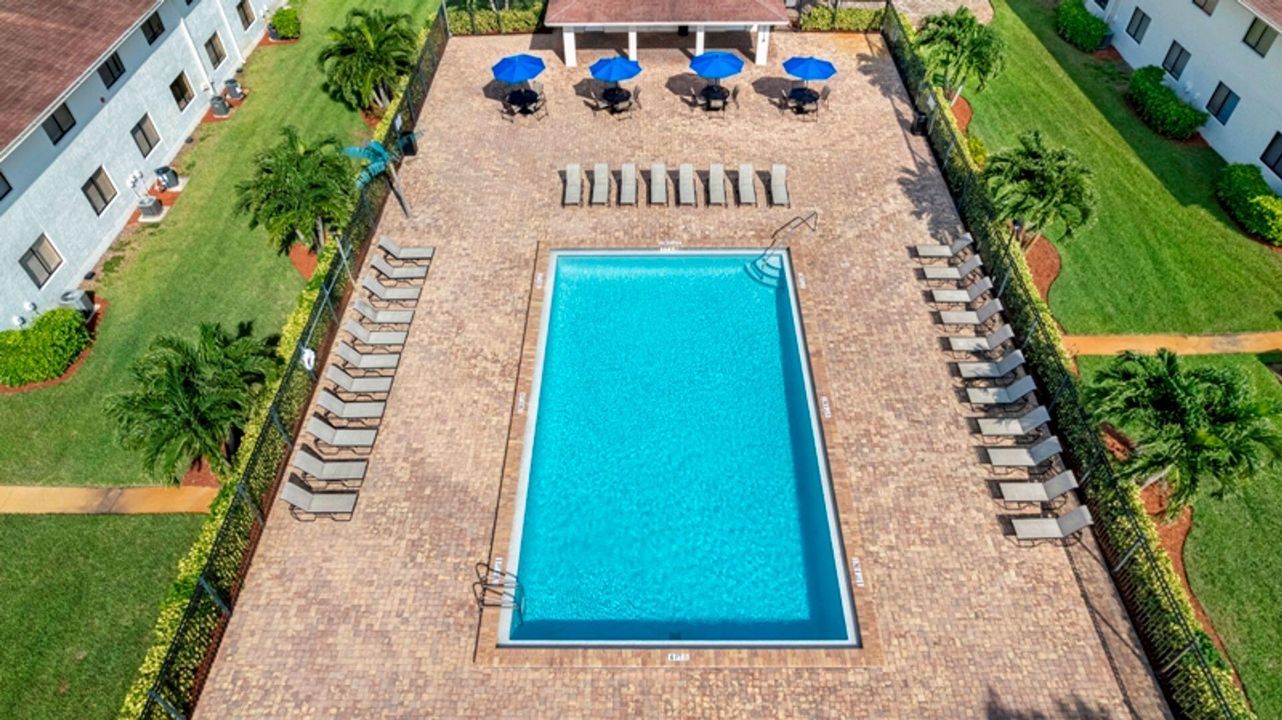 В аренду: $1,795 (2 спален, 1 ванн, 792 Квадратных фут)