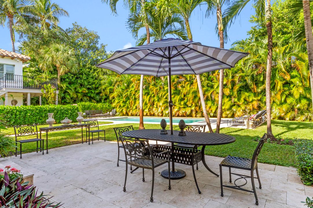 For Sale: $17,900,000 (4 beds, 3 baths, 3910 Square Feet)