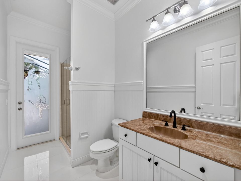 En Venta: $715,000 (3 camas, 3 baños, 2708 Pies cuadrados)