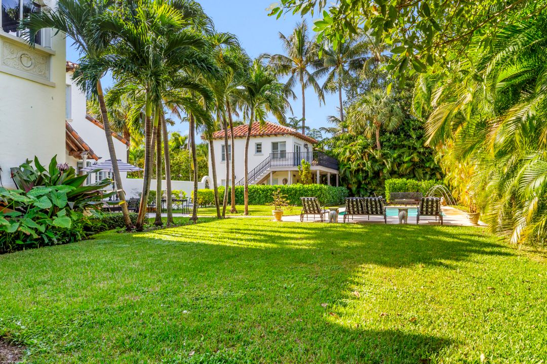 For Sale: $17,900,000 (4 beds, 3 baths, 3910 Square Feet)