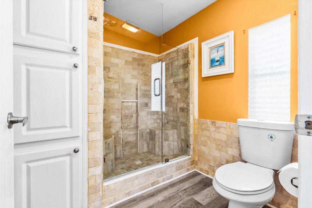 待售: $167,900 (2 贝兹, 2 浴室, 1484 平方英尺)