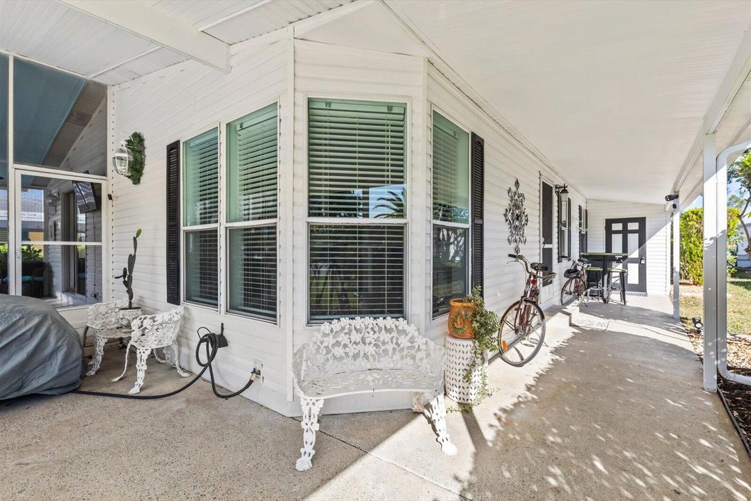 待售: $167,900 (2 贝兹, 2 浴室, 1484 平方英尺)