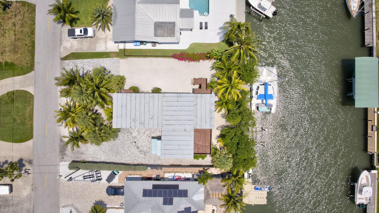 出租: $4,500 (3 贝兹, 2 浴室, 2572 平方英尺)