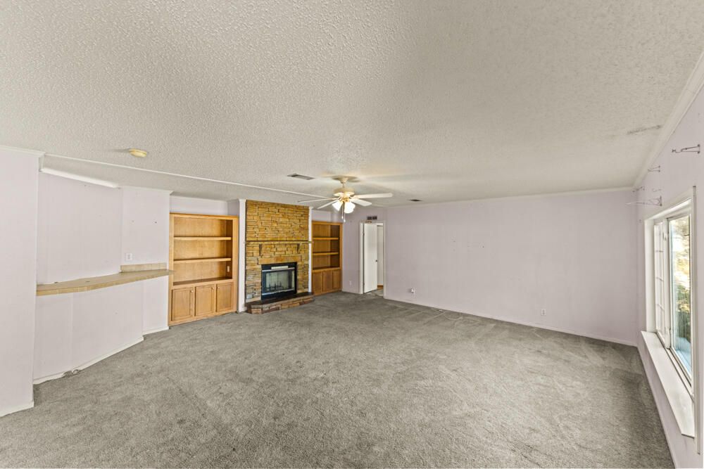 На продажу: $175,000 (3 спален, 2 ванн, 1920 Квадратных фут)