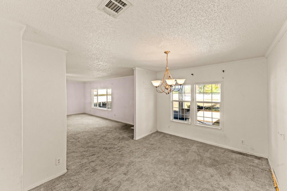 На продажу: $175,000 (3 спален, 2 ванн, 1920 Квадратных фут)