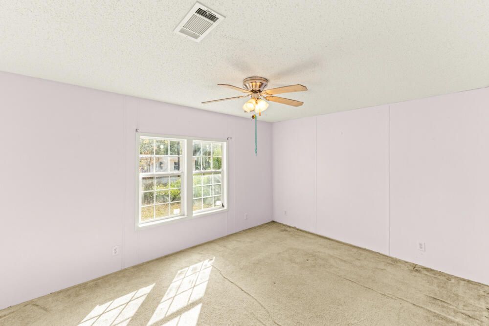 На продажу: $175,000 (3 спален, 2 ванн, 1920 Квадратных фут)