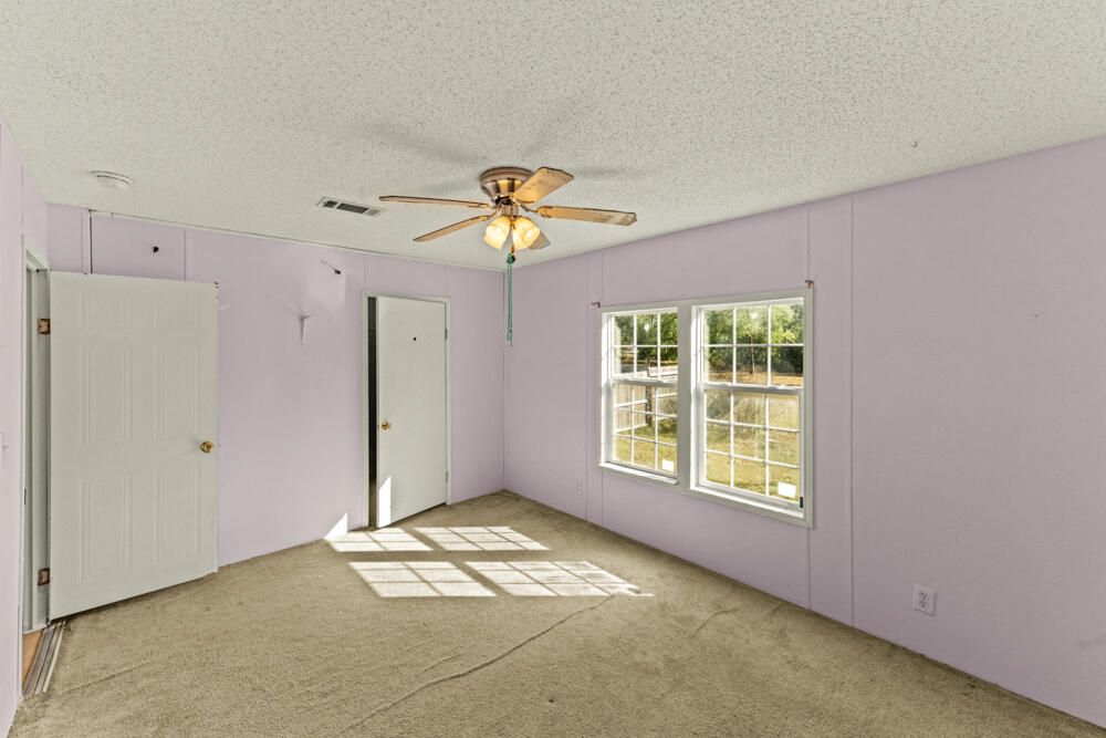 На продажу: $175,000 (3 спален, 2 ванн, 1920 Квадратных фут)