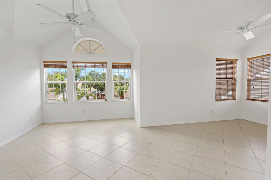 For Rent: $2,000 (2 beds, 2 baths, 1284 Square Feet)