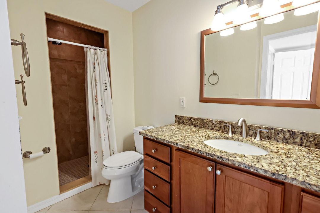 For Rent: $2,000 (2 beds, 2 baths, 1284 Square Feet)