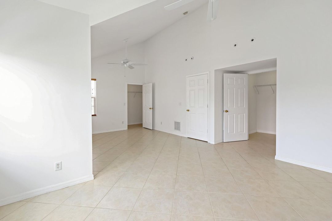 For Rent: $2,000 (2 beds, 2 baths, 1284 Square Feet)