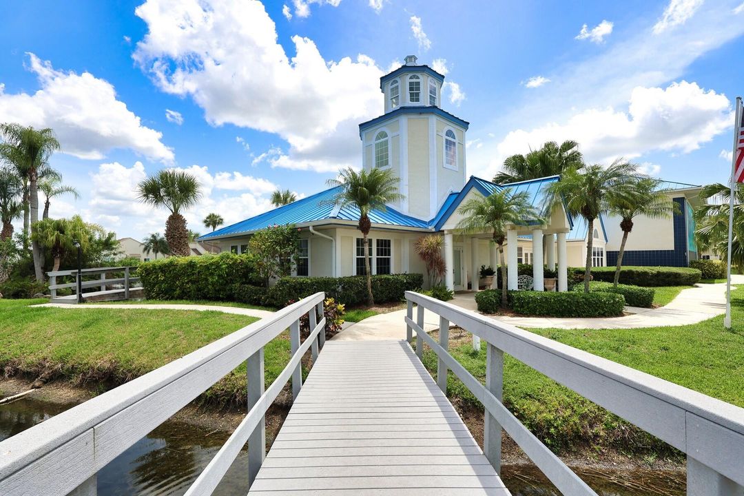 For Rent: $2,000 (2 beds, 2 baths, 1284 Square Feet)