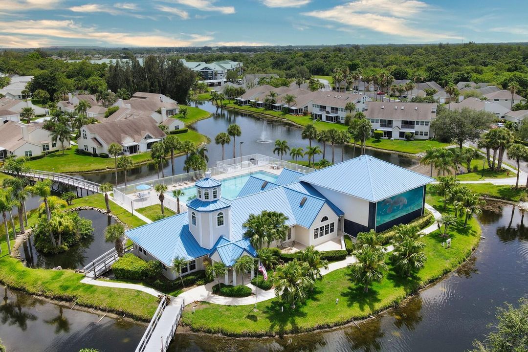 For Rent: $2,000 (2 beds, 2 baths, 1284 Square Feet)