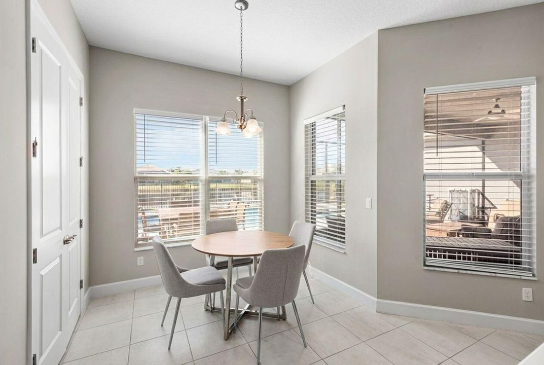 待售: $875,000 (3 贝兹, 3 浴室, 2753 平方英尺)