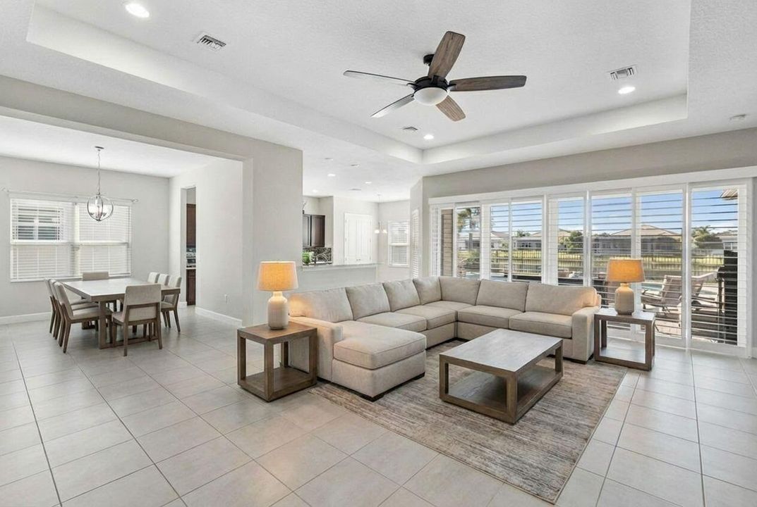 待售: $875,000 (3 贝兹, 3 浴室, 2753 平方英尺)