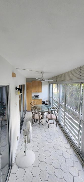 待售: $169,900 (2 贝兹, 2 浴室, 1156 平方英尺)